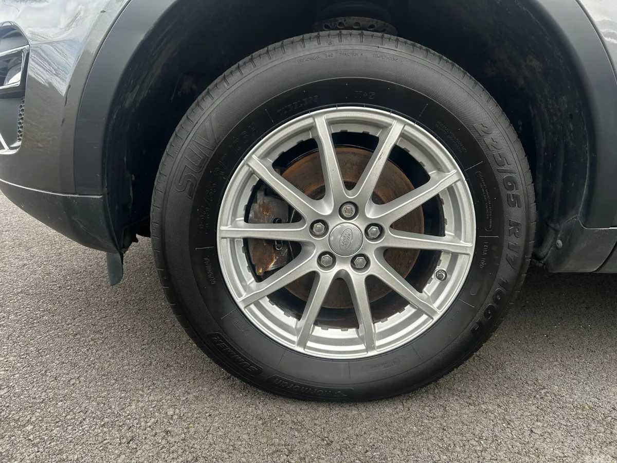 Land Rover Discovery SUV, Diesel, 2016, Grey