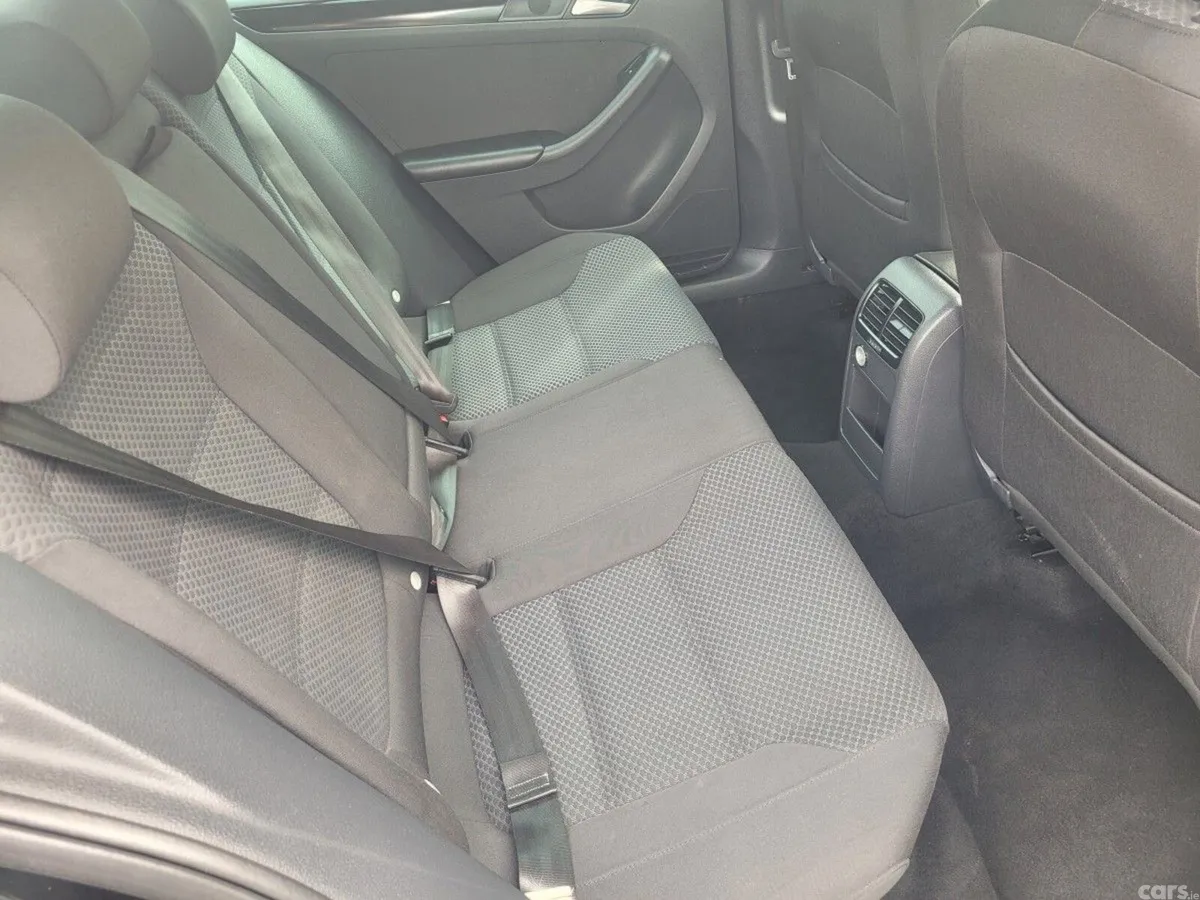 Volkswagen Jetta Saloon, Diesel, 2014, Black