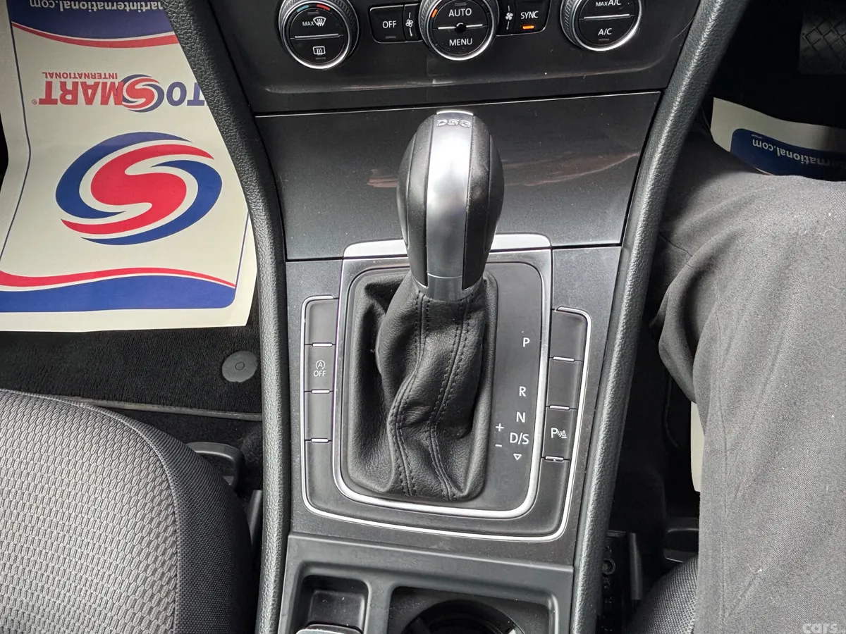 Volkswagen Golf Hatchback, Petrol, 2019, Grey