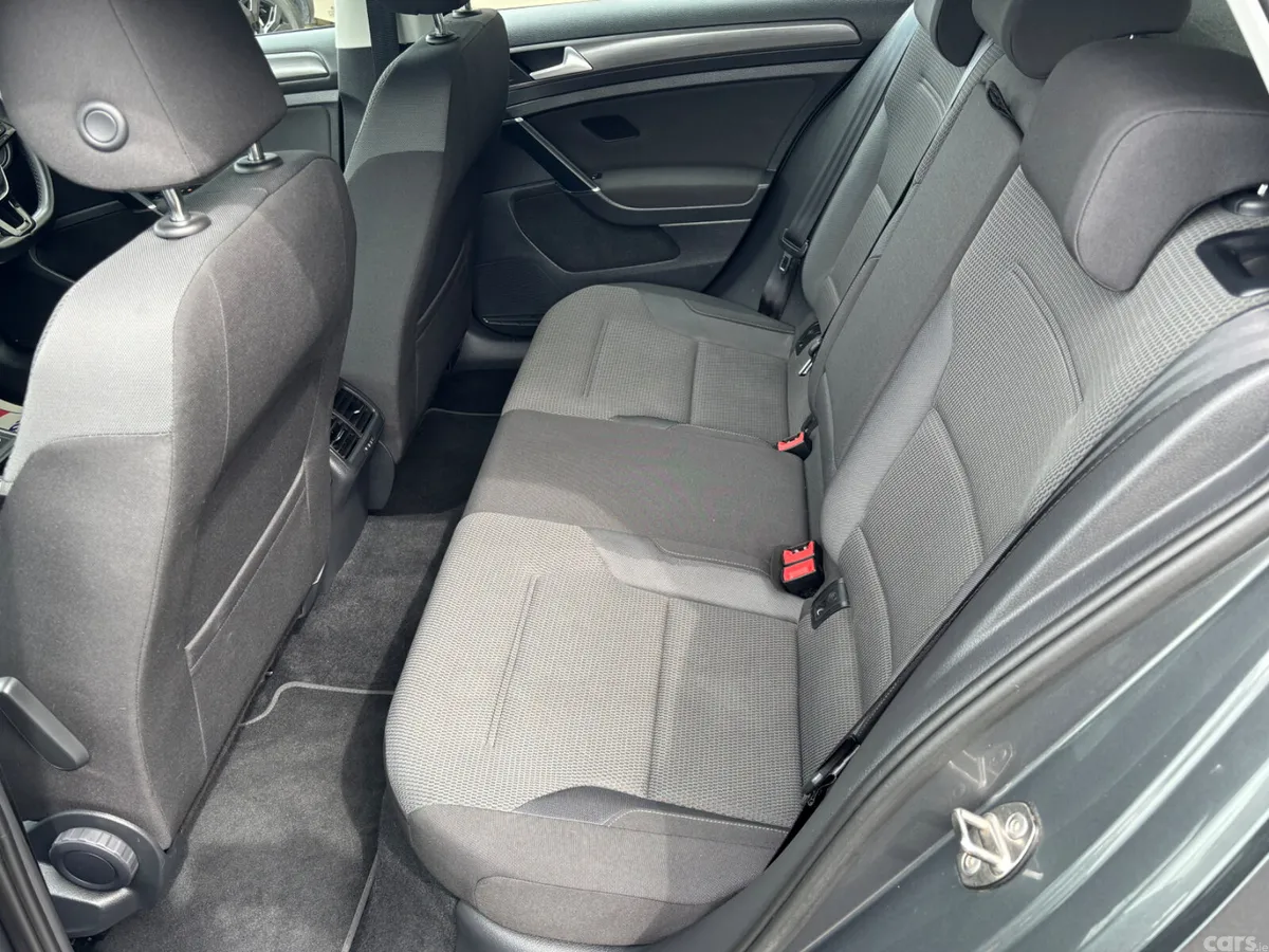 Volkswagen Golf Hatchback, Petrol, 2019, Grey
