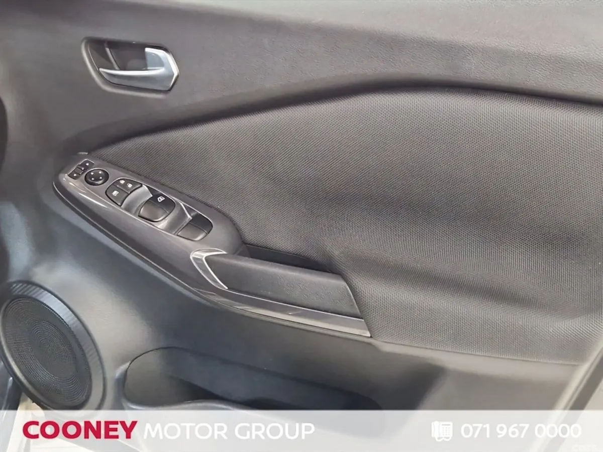 Nissan Juke SUV, Petrol, 2024, Grey