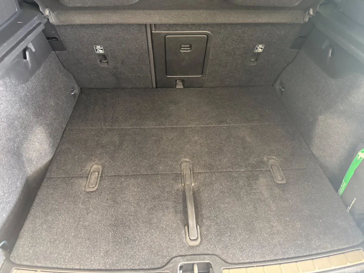 Volvo C40 Estate/Jeep, Electric, 2023, Blue