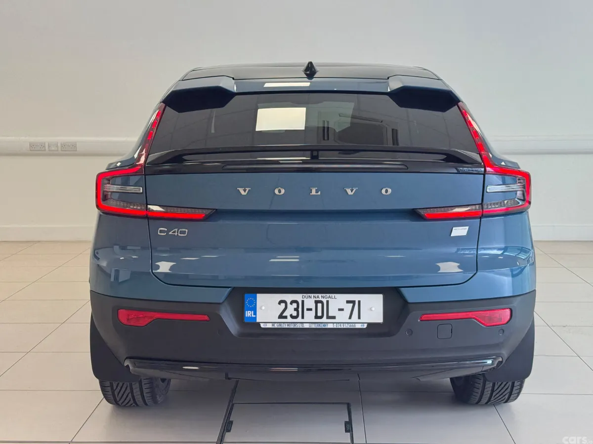 Volvo C40 Estate/Jeep, Electric, 2023, Blue