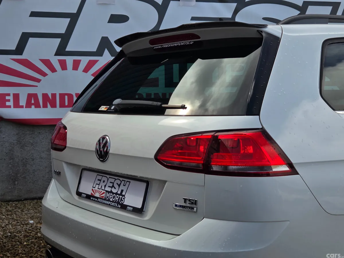 Volkswagen Golf Estate, Petrol, 2015, White