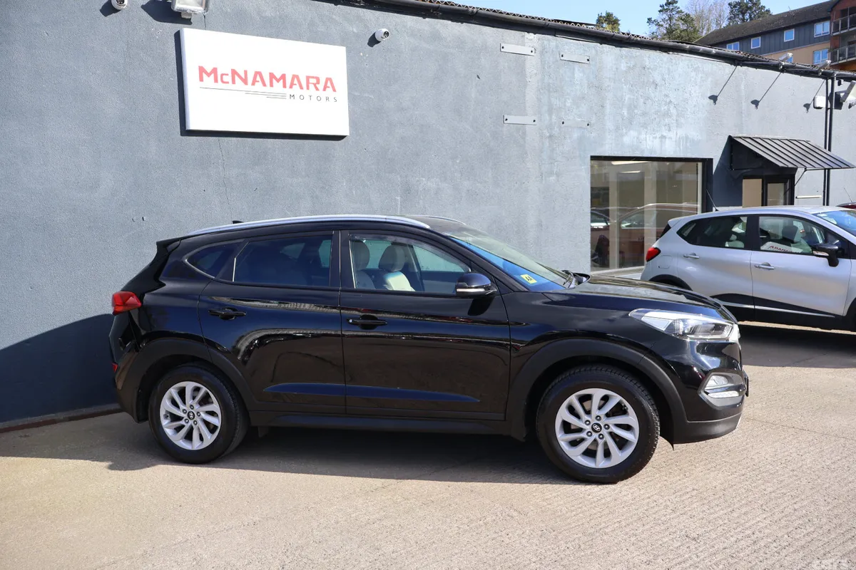 Hyundai Tucson SUV, Diesel, 2016, Black