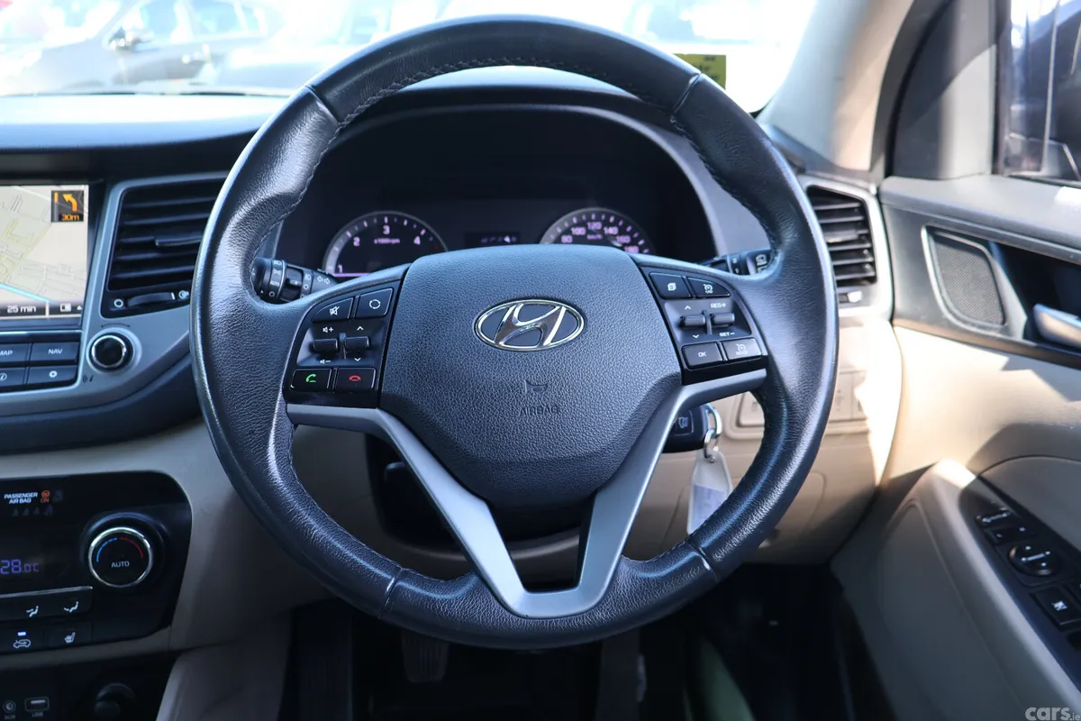 Hyundai Tucson SUV, Diesel, 2016, Black