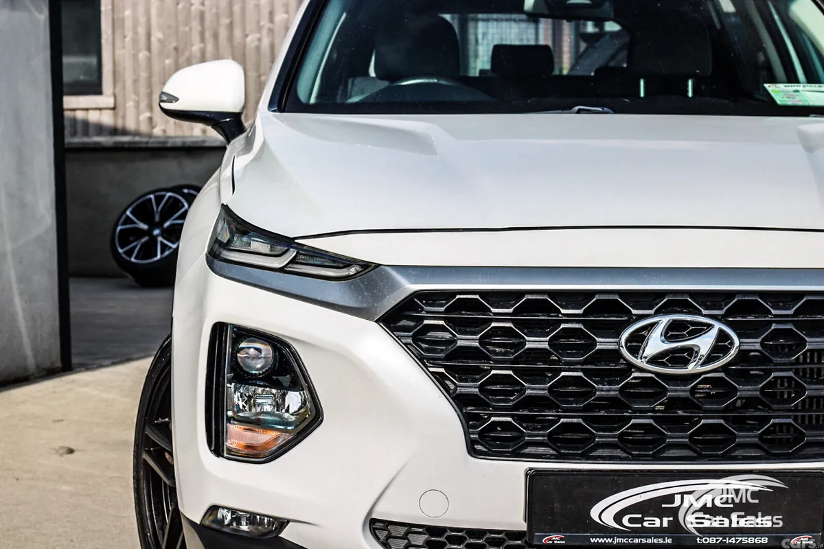 Hyundai Santa Fe SUV, Diesel, 2019, White