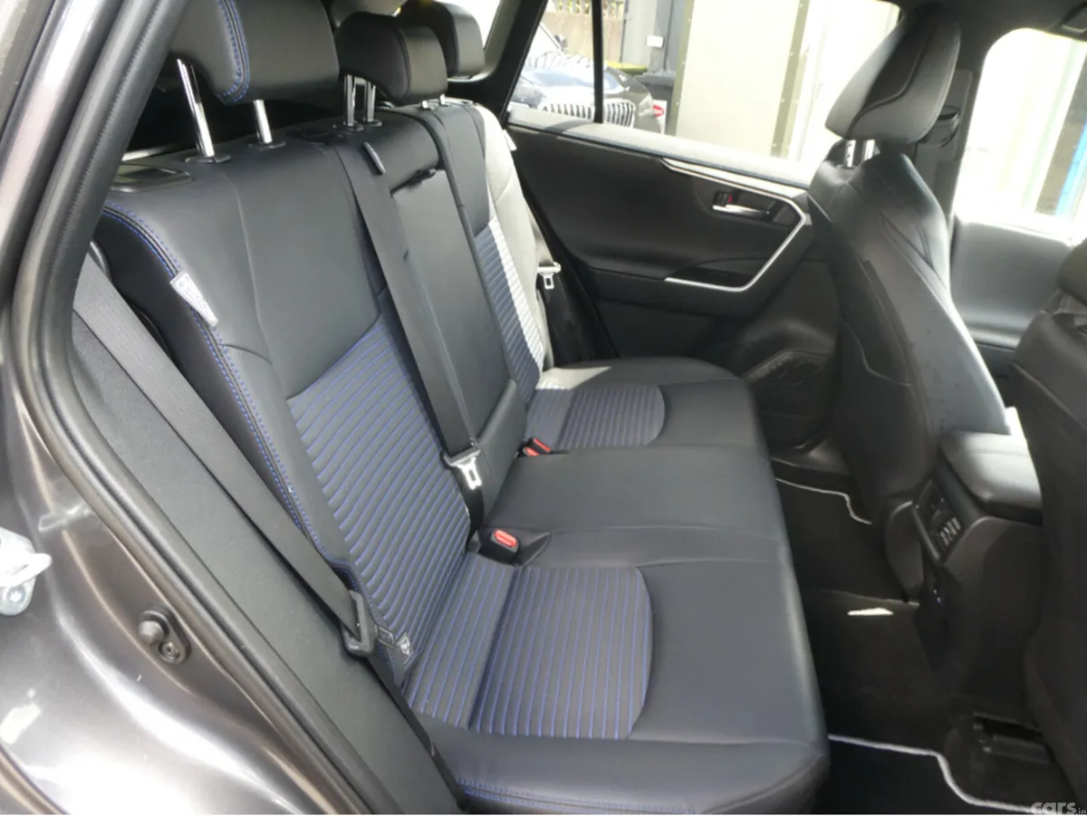 Toyota RAV4 Estate, Petrol Hybrid, 2022, Grey