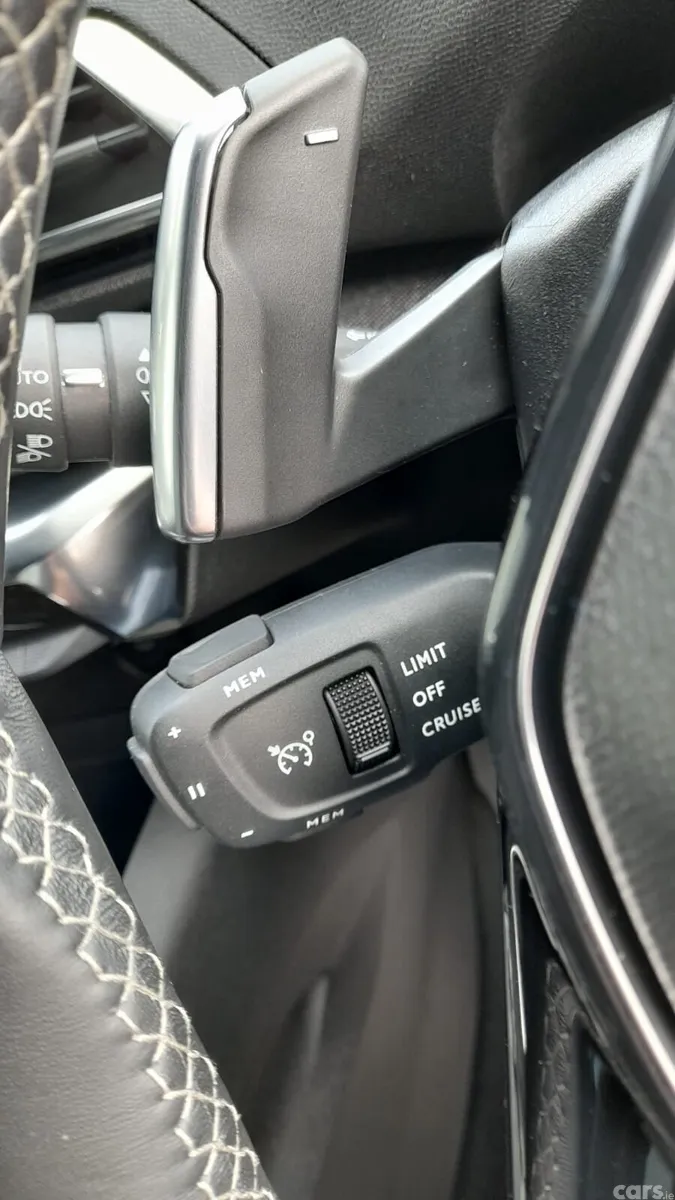 Peugeot 3008 MPV, Diesel, 2023, Grey