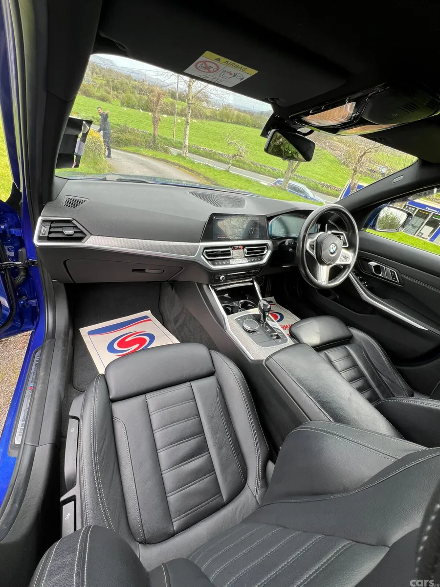 BMW 3-Series Saloon, Diesel, 2019, Blue