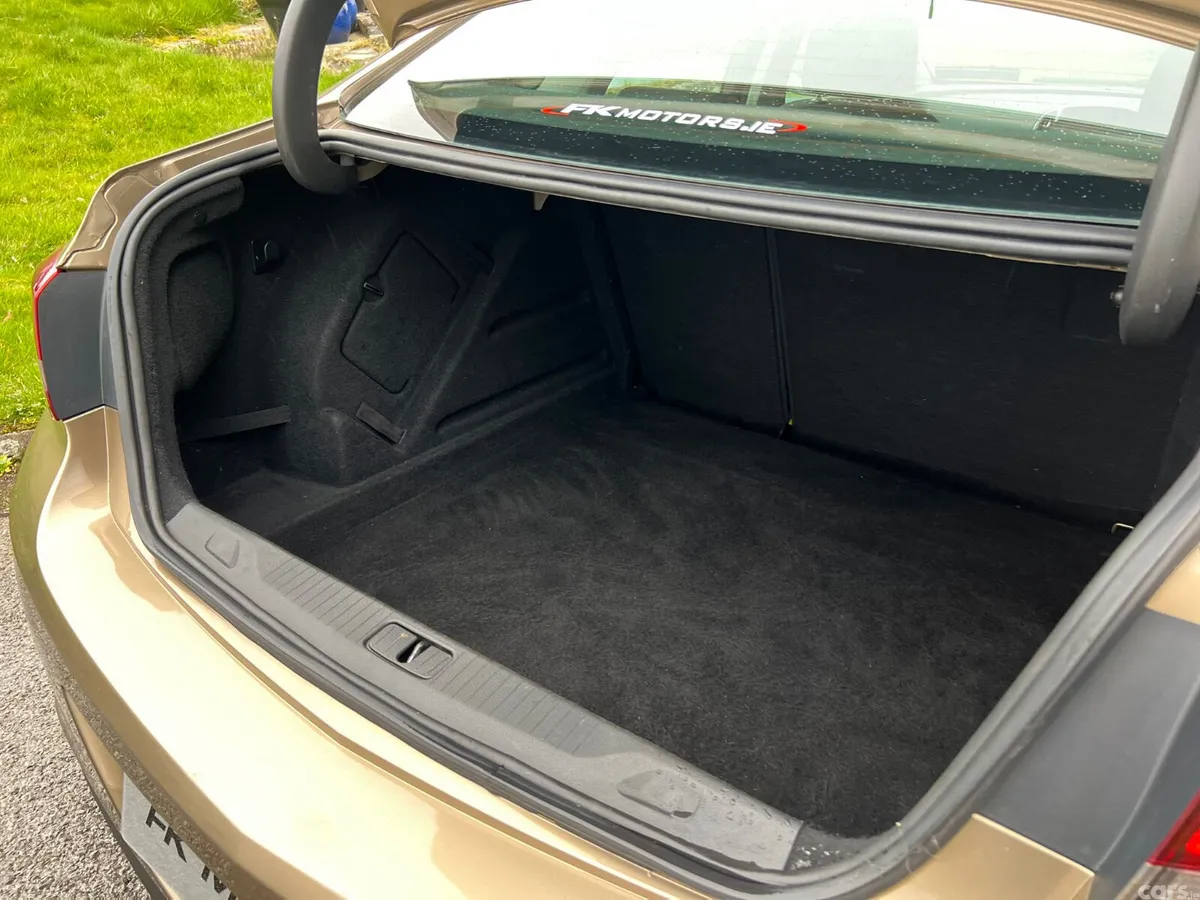 Opel Astra Saloon, Diesel, 2013, Bronze