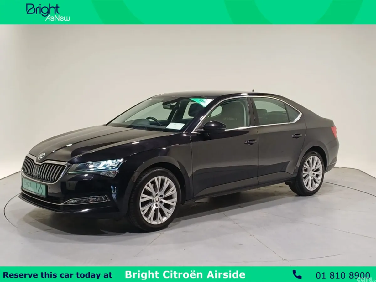Skoda Superb Hatchback, Petrol, 2023, Black