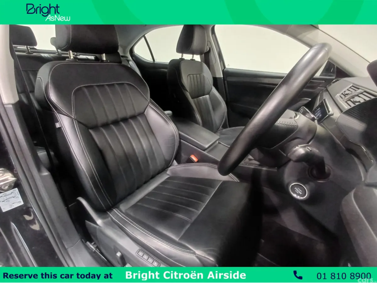 Skoda Superb Hatchback, Petrol, 2023, Black