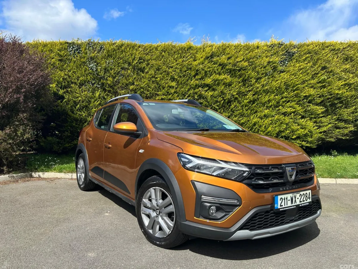 Dacia Sandero Hatchback, Gas, 2021, Orange