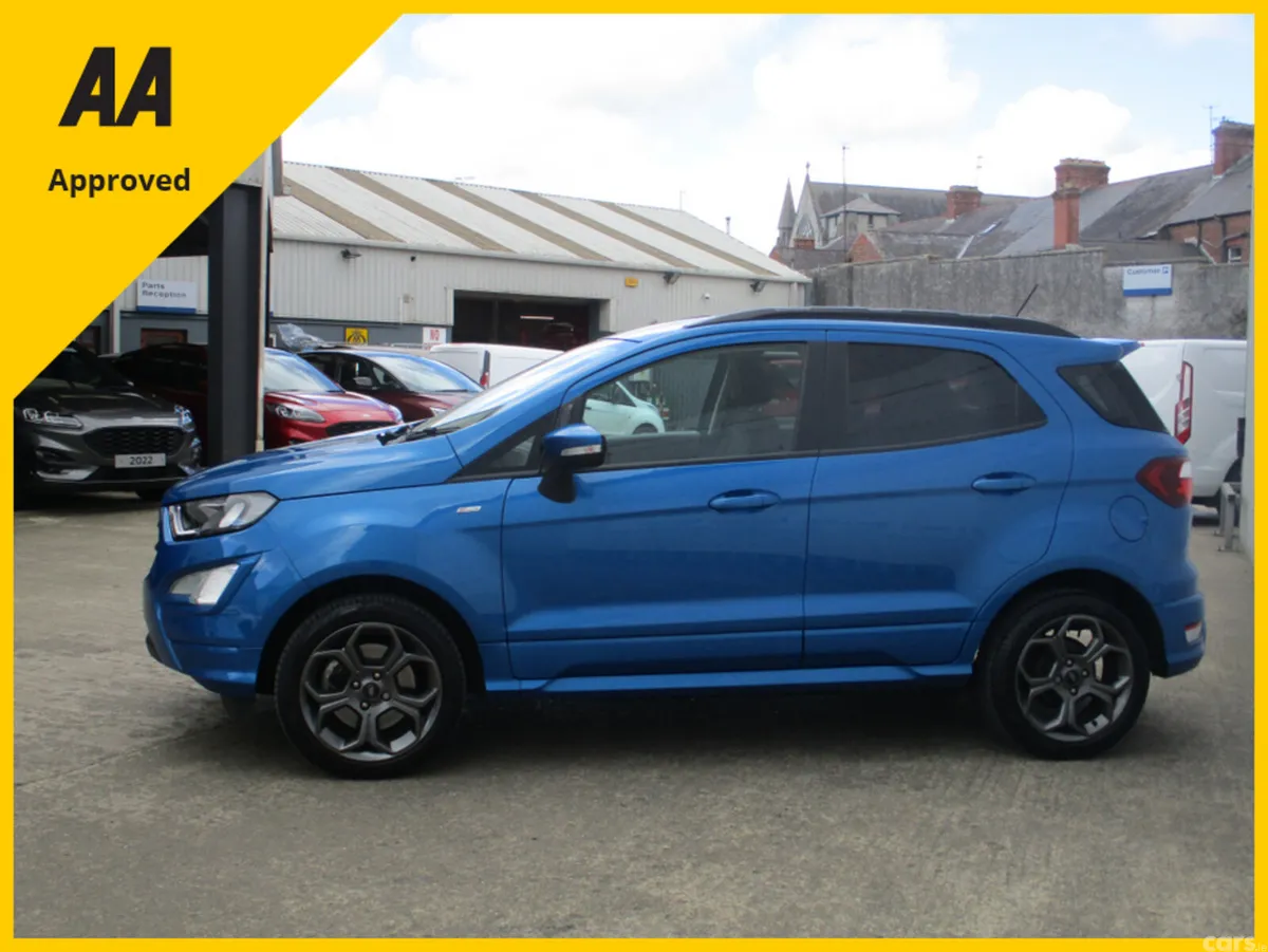 Ford EcoSport Hatchback, Petrol, 2023, Blue