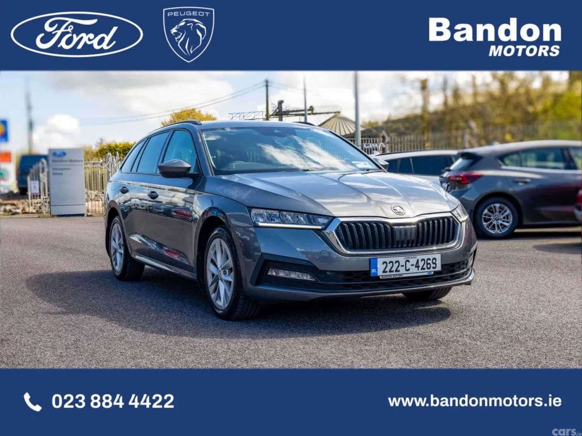 Skoda Octavia Estate, Diesel, 2022, Grey