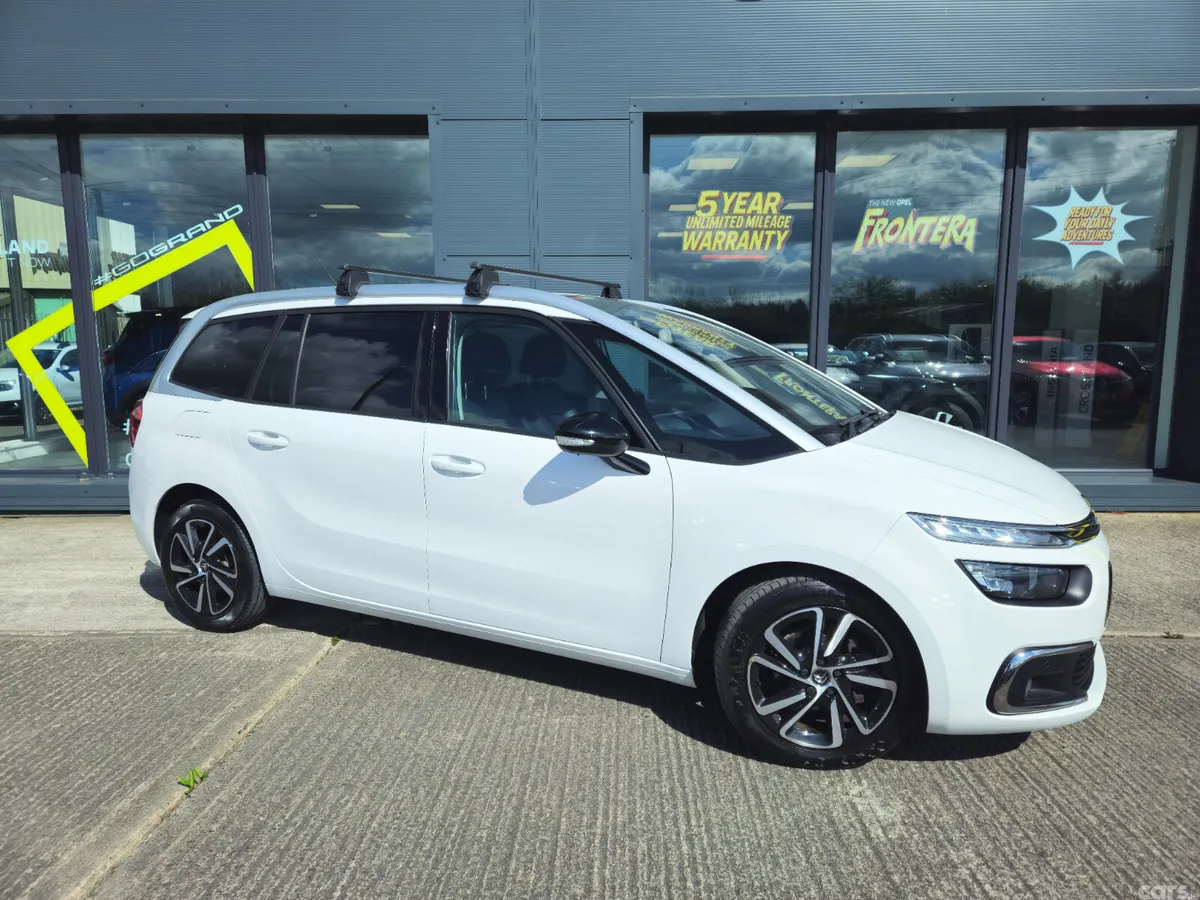 Citroen Grand C4 Spacetourer Hatchback, Petrol, 2021, White