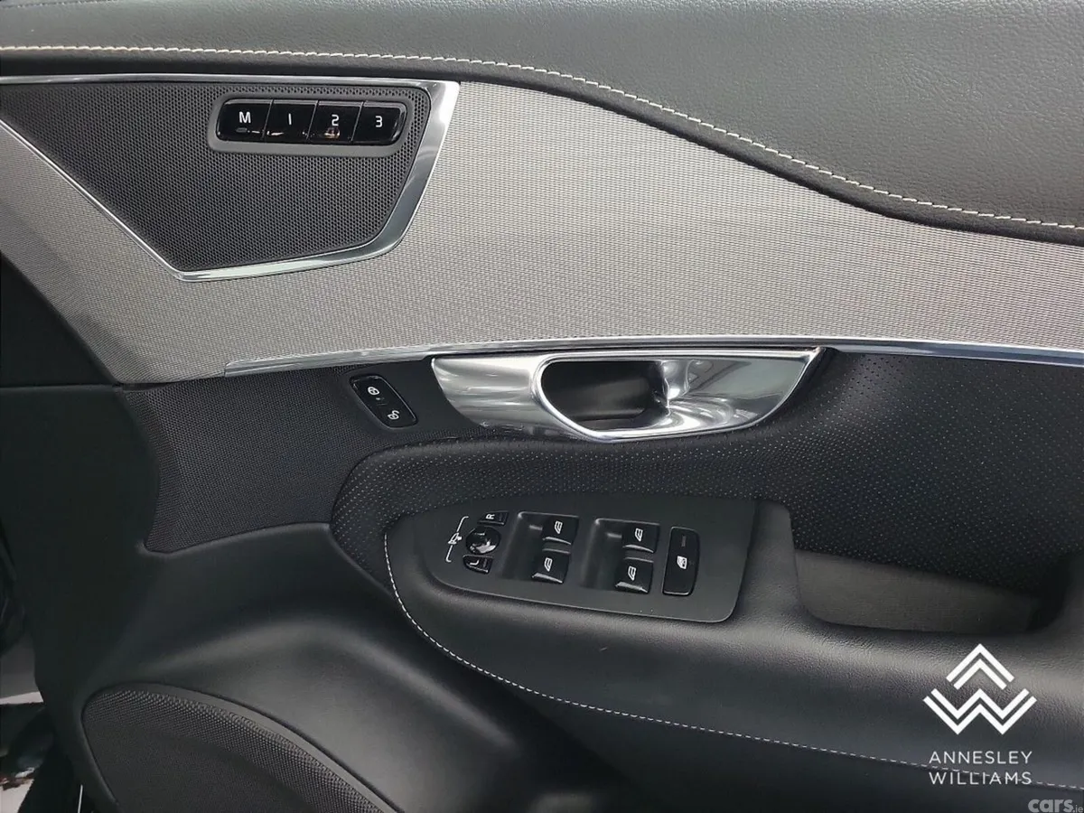 Volvo XC90 SUV, Petrol Plug-in Hybrid, 2021, Black