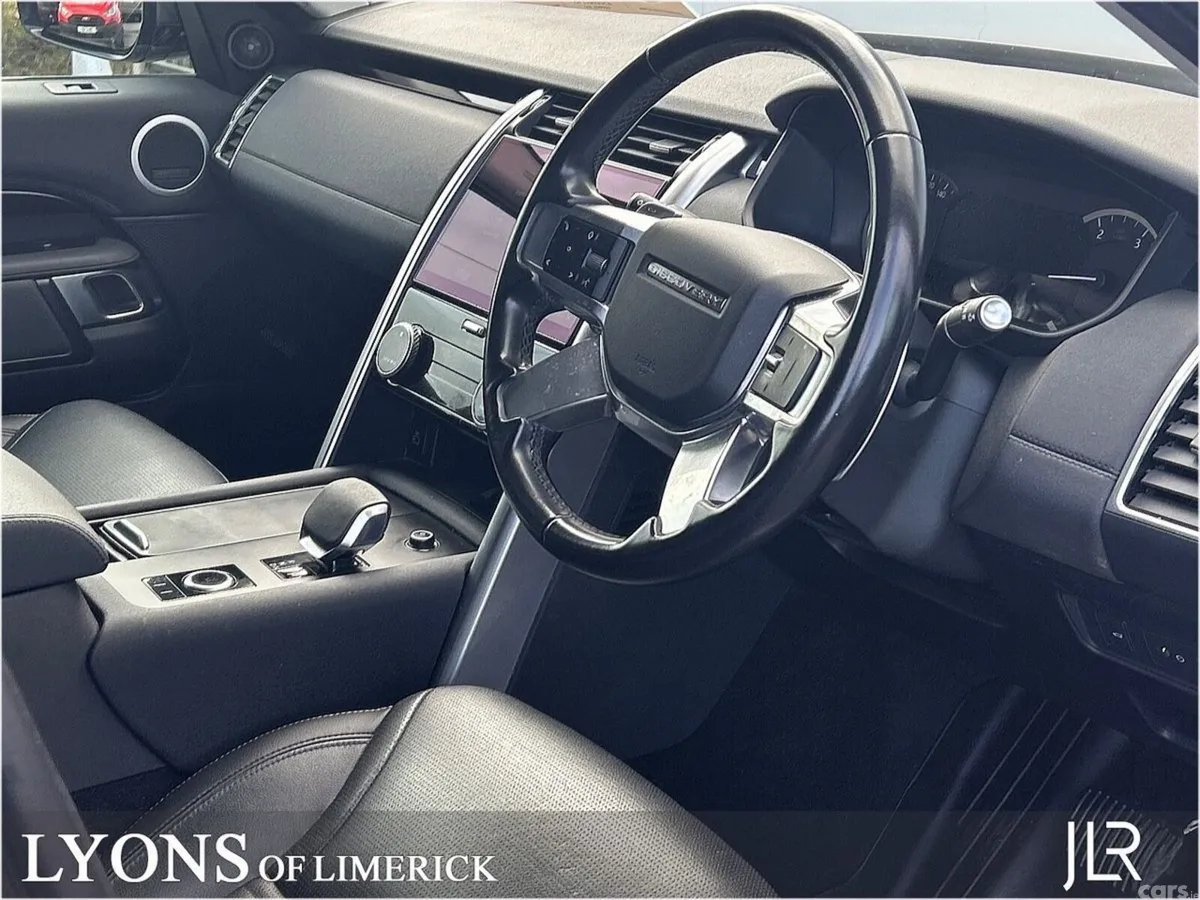 Land Rover Discovery SUV, Diesel, 2023, Grey