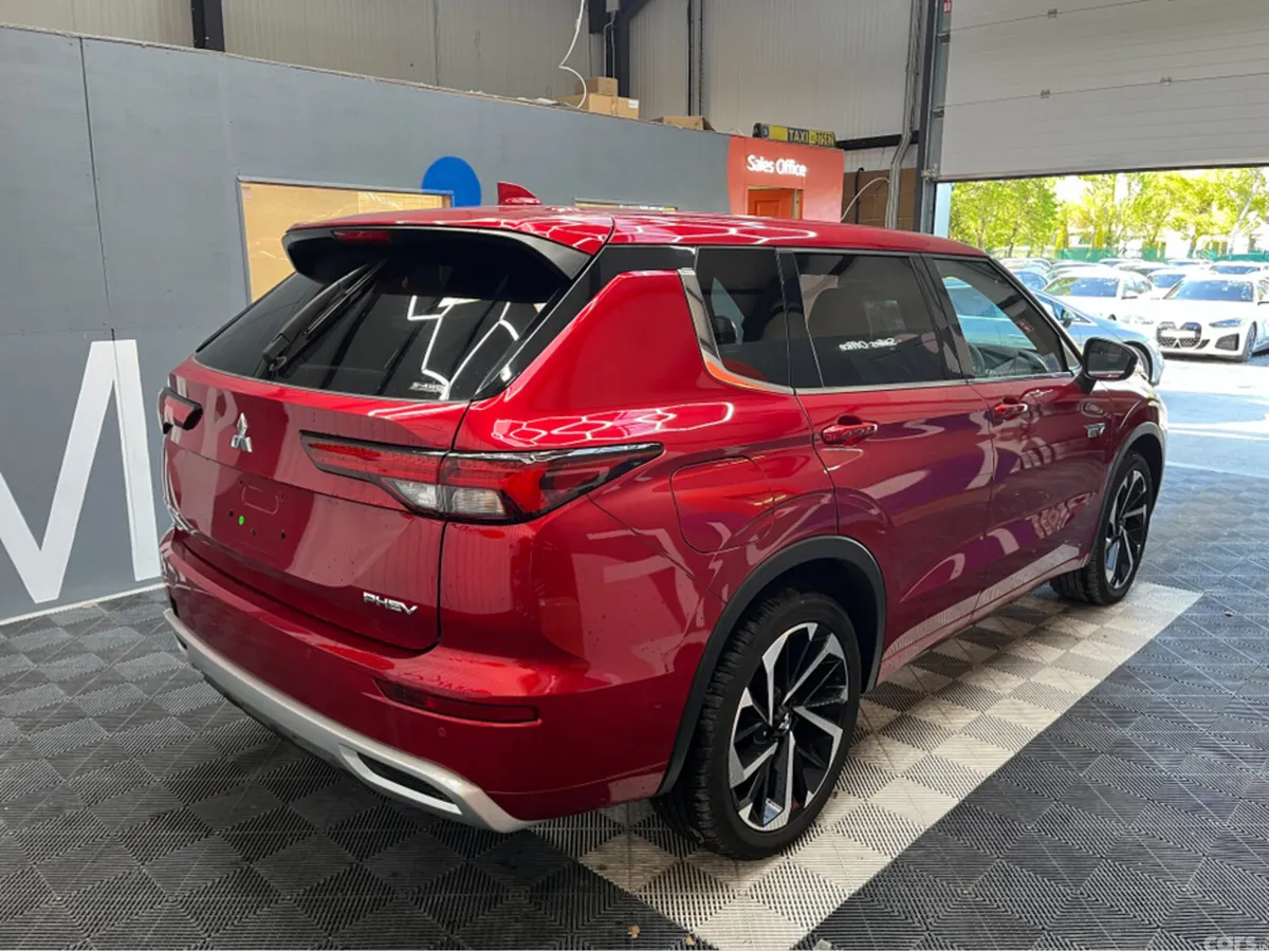Mitsubishi Outlander SUV, Petrol Plug-in Hybrid, 2024, Red