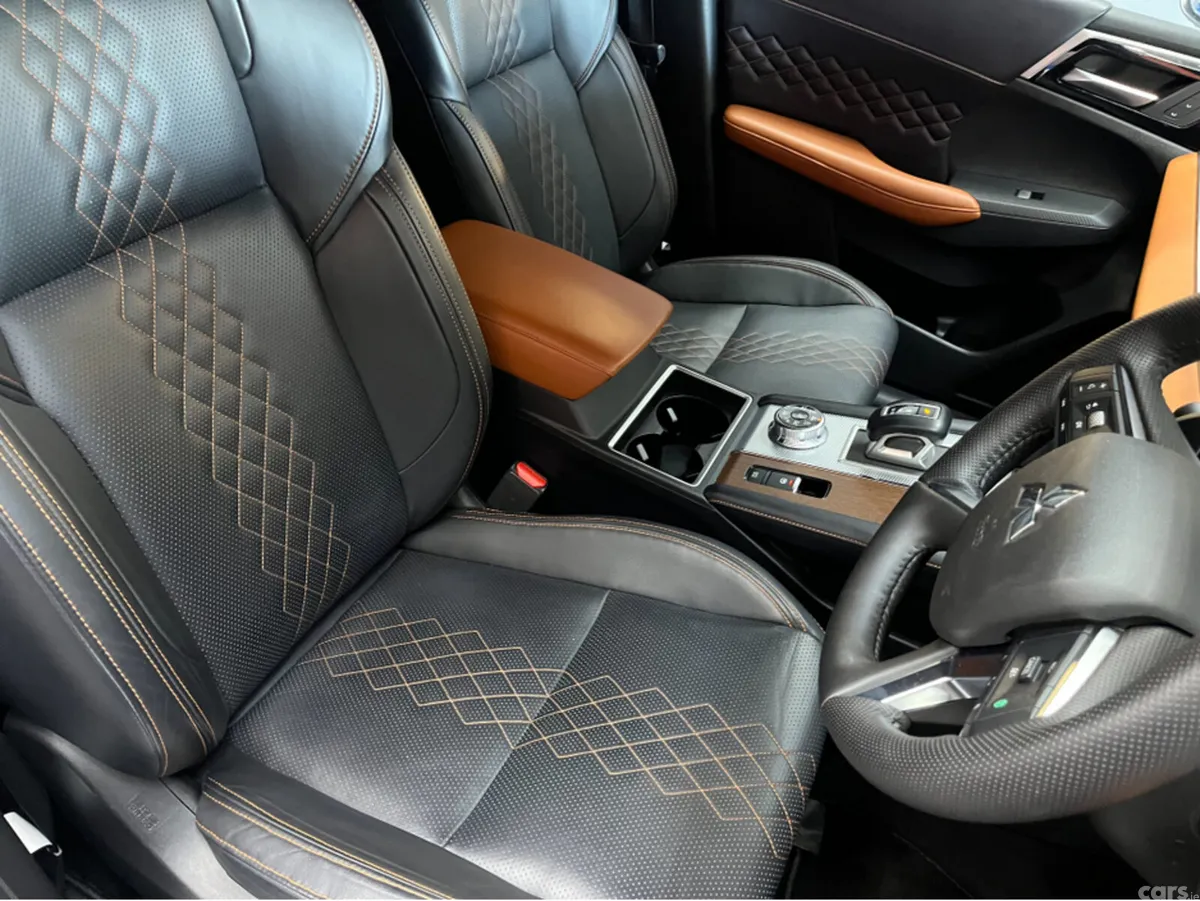 Mitsubishi Outlander SUV, Petrol Plug-in Hybrid, 2023, White
