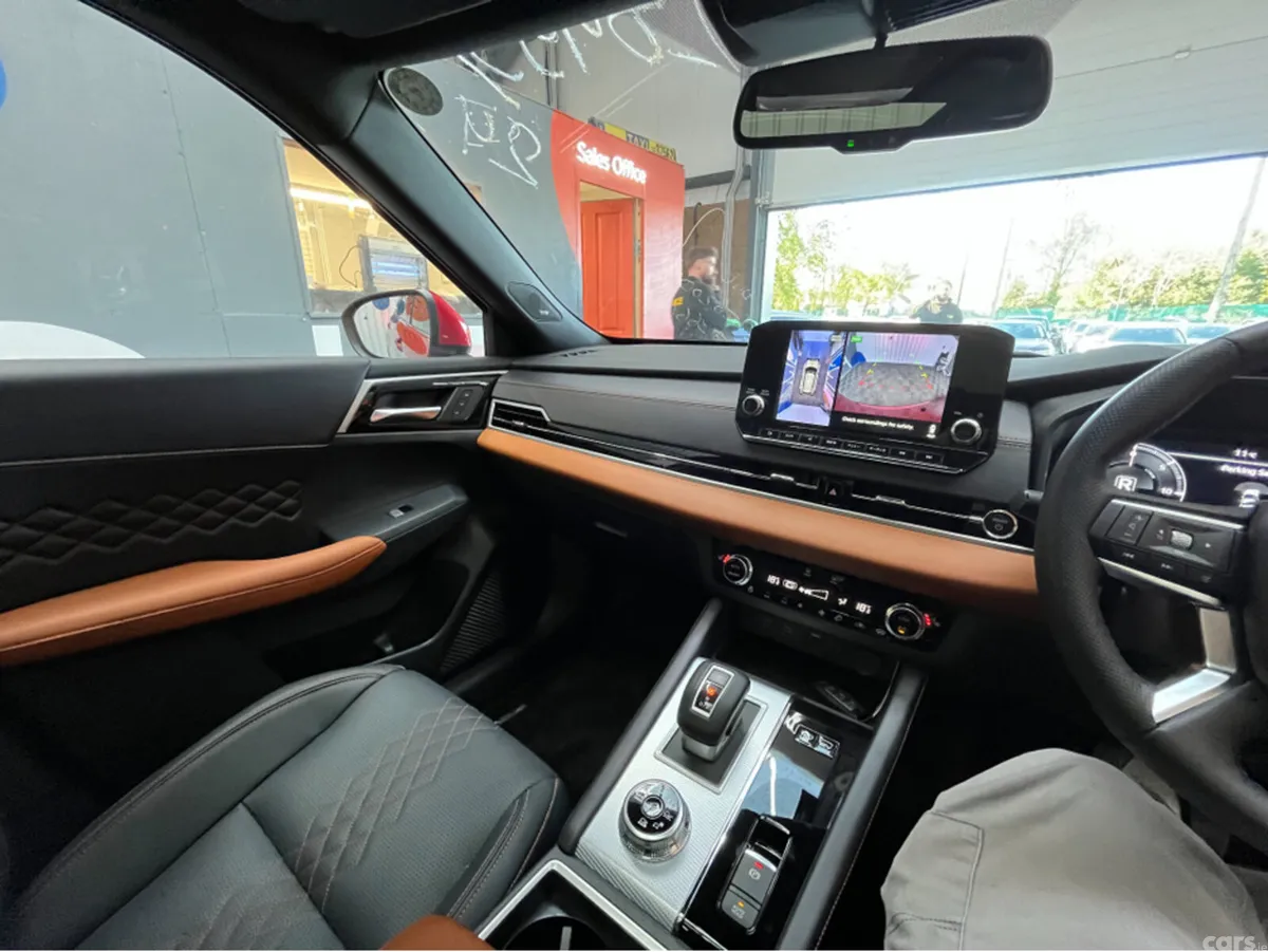 Mitsubishi Outlander SUV, Petrol Plug-in Hybrid, 2024, Red