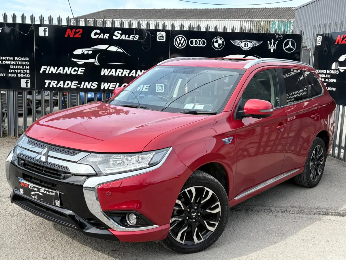 Mitsubishi Outlander SUV, Petrol Plug-in Hybrid, 2017, Red