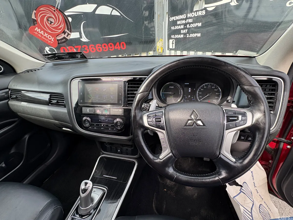 Mitsubishi Outlander SUV, Petrol Plug-in Hybrid, 2017, Red