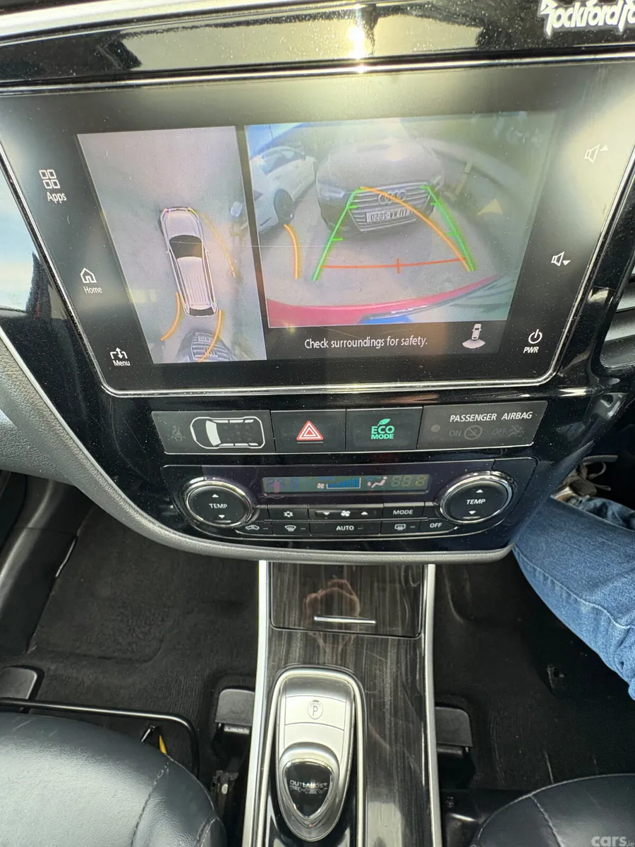 Mitsubishi Outlander SUV, Petrol Plug-in Hybrid, 2017, Red