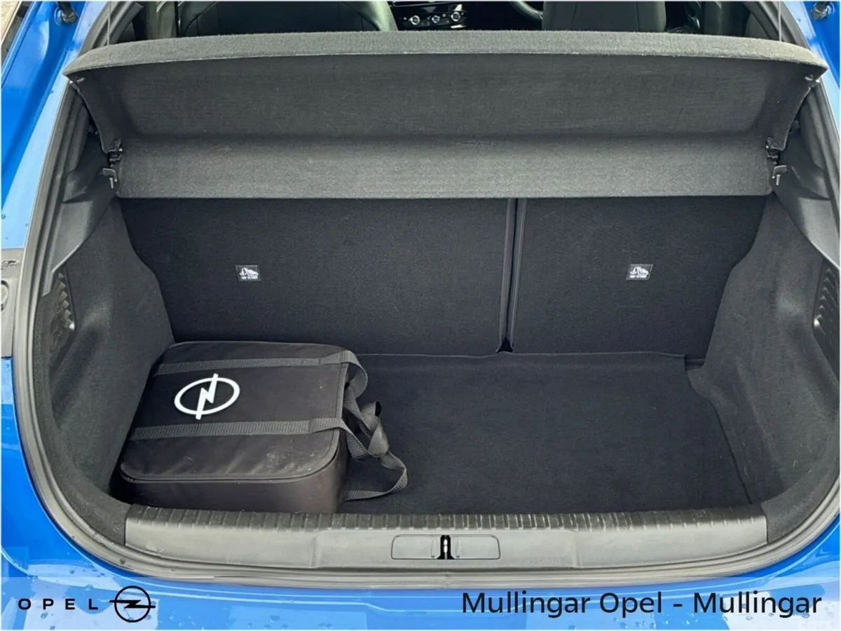 Opel Mokka SUV, Electric, 2023, Blue