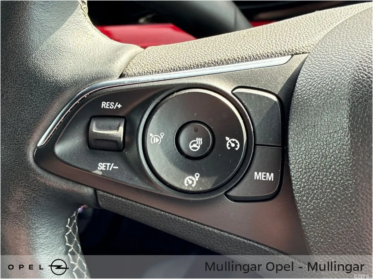 Opel Mokka SUV, Electric, 2023, Blue