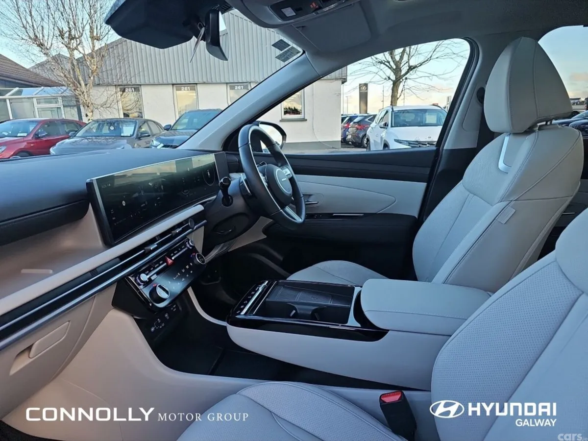 Hyundai Tucson SUV, Petrol Plug-in Hybrid, 2025, Black