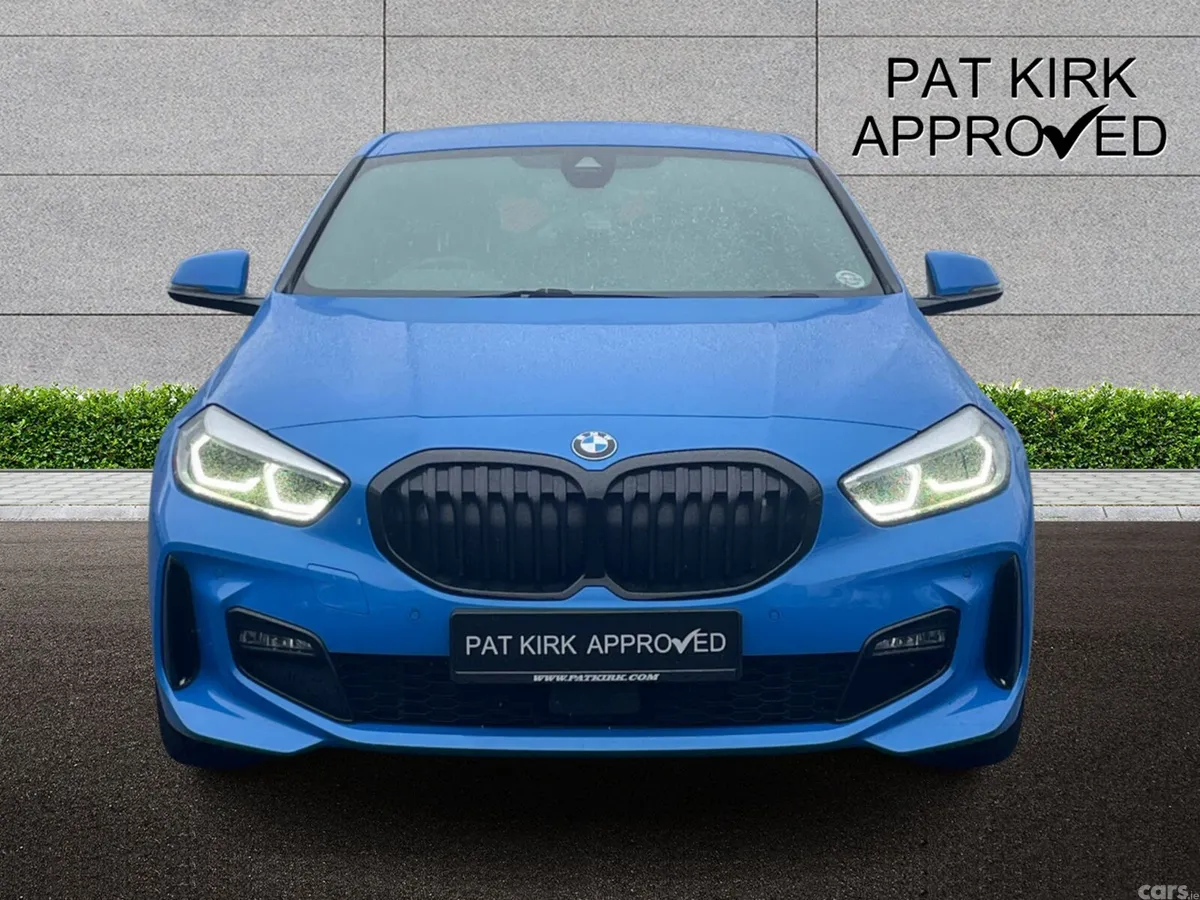 BMW 1-Series Hatchback, Petrol, 2021, Blue