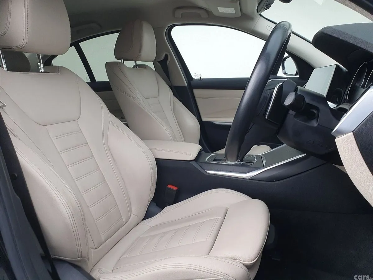 BMW 3-Series Saloon, Diesel, 2019, Black