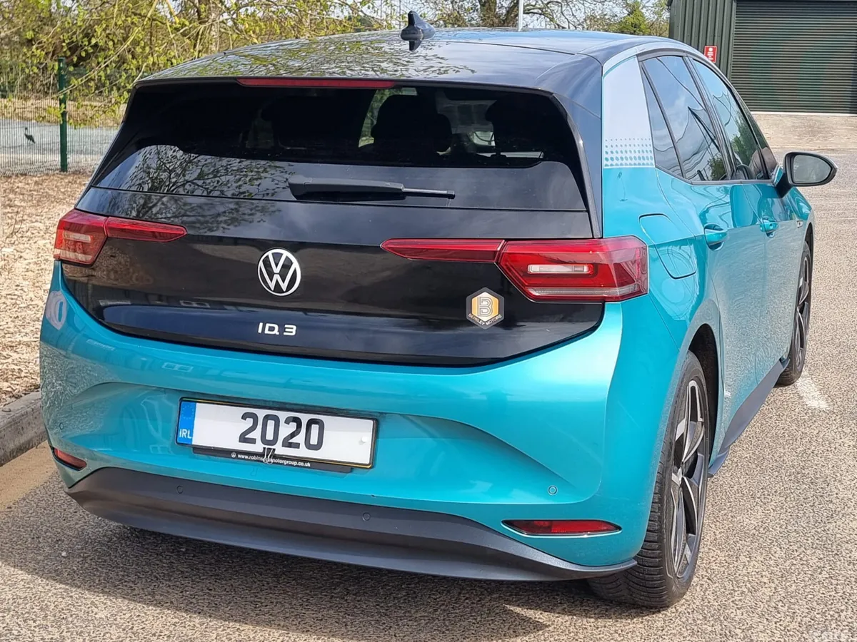 Volkswagen ID.3 Hatchback, Electric, 2020, Blue