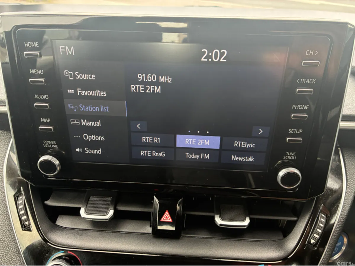 Toyota Corolla Saloon, Petrol Hybrid, 2022, Grey