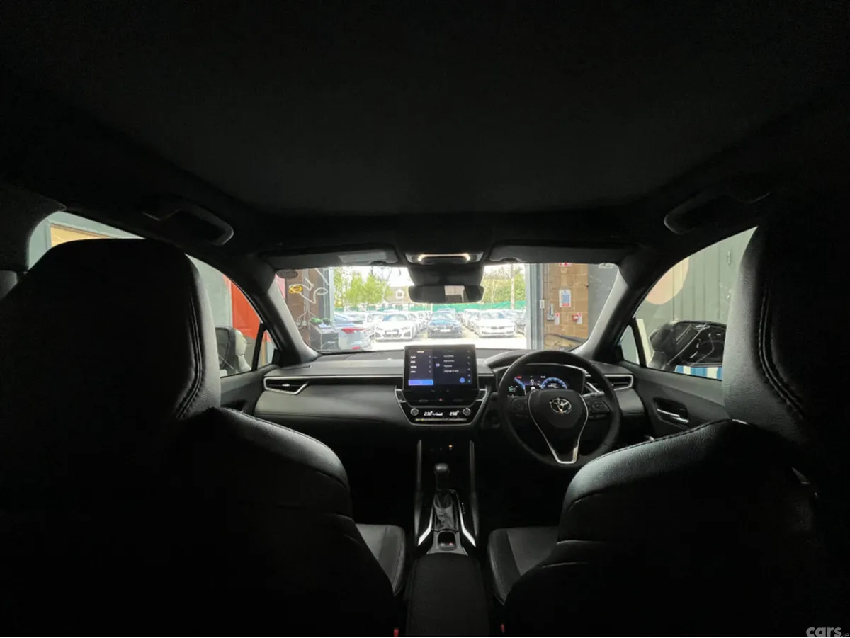 Toyota Corolla SUV, Petrol Hybrid, 2025, Black