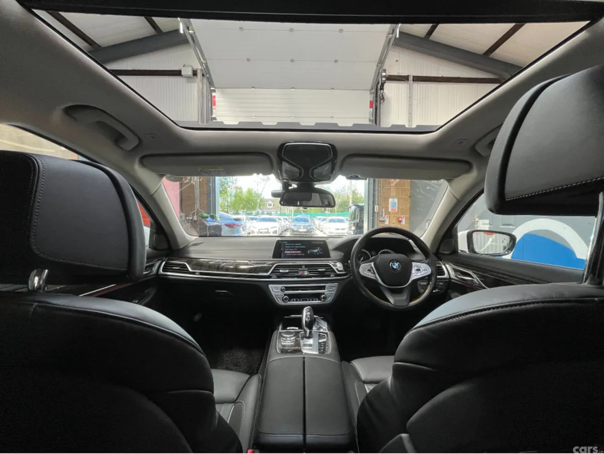 BMW 7-Series Saloon, Petrol Plug-in Hybrid, 2016, White