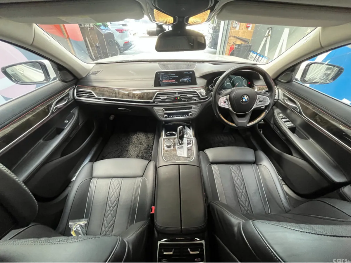 BMW 7-Series Saloon, Petrol Plug-in Hybrid, 2016, White
