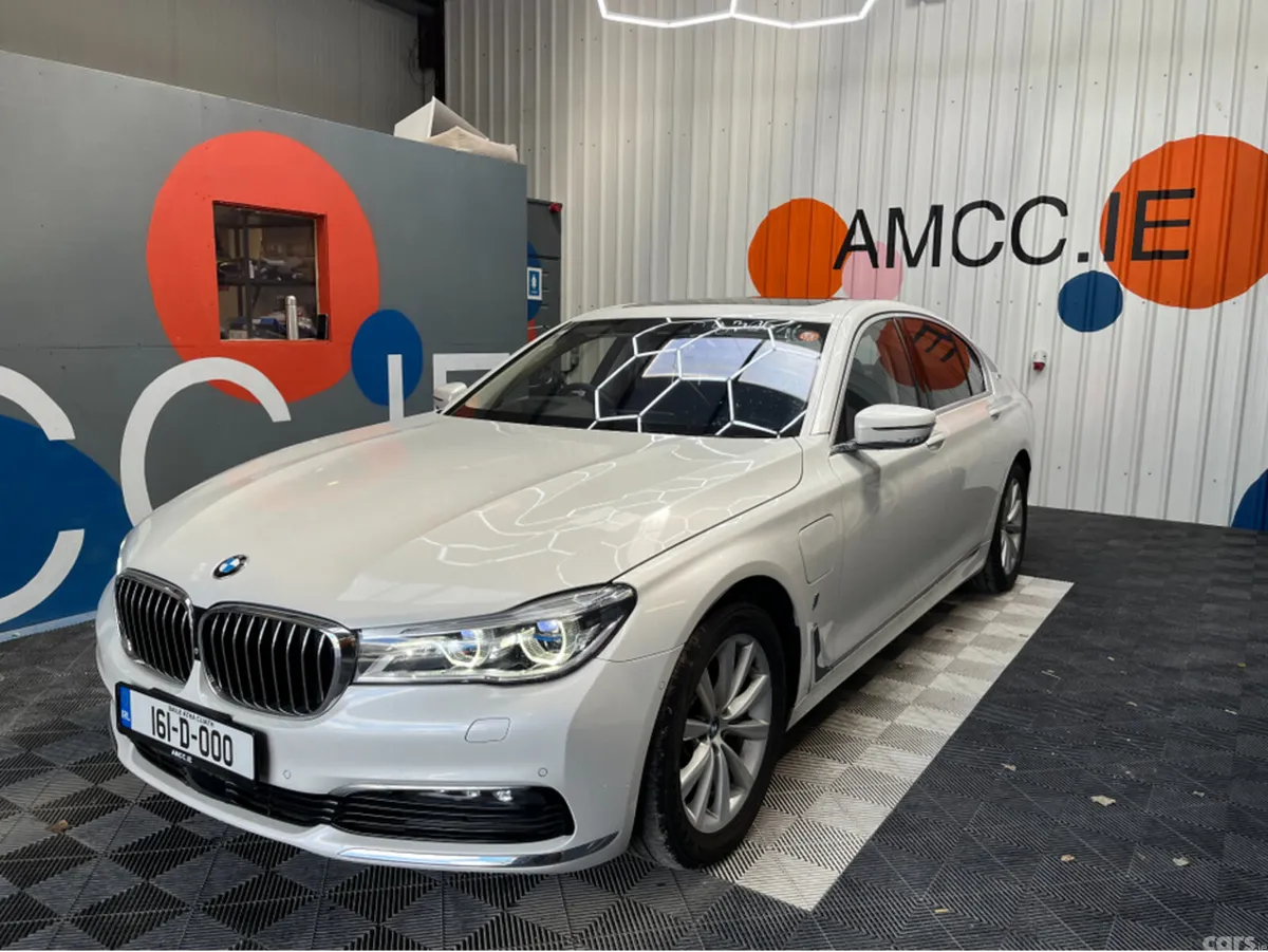 BMW 7-Series Saloon, Petrol Plug-in Hybrid, 2016, White