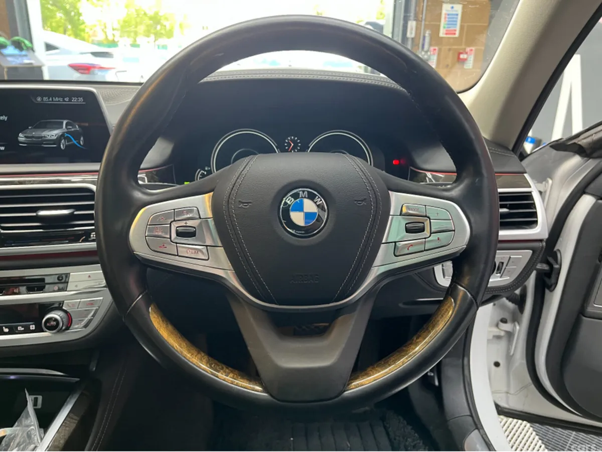 BMW 7-Series Saloon, Petrol Plug-in Hybrid, 2016, White