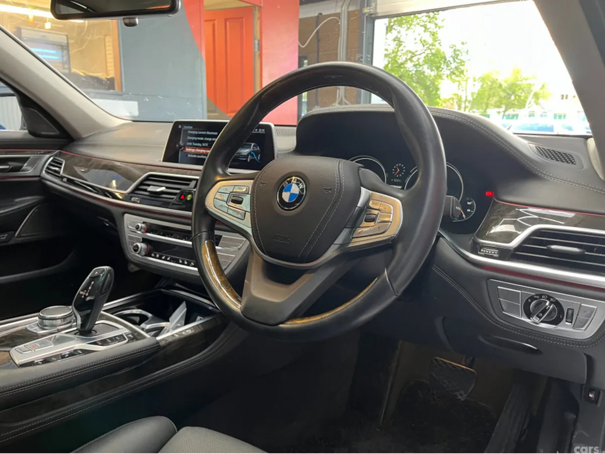 BMW 7-Series Saloon, Petrol Plug-in Hybrid, 2016, White