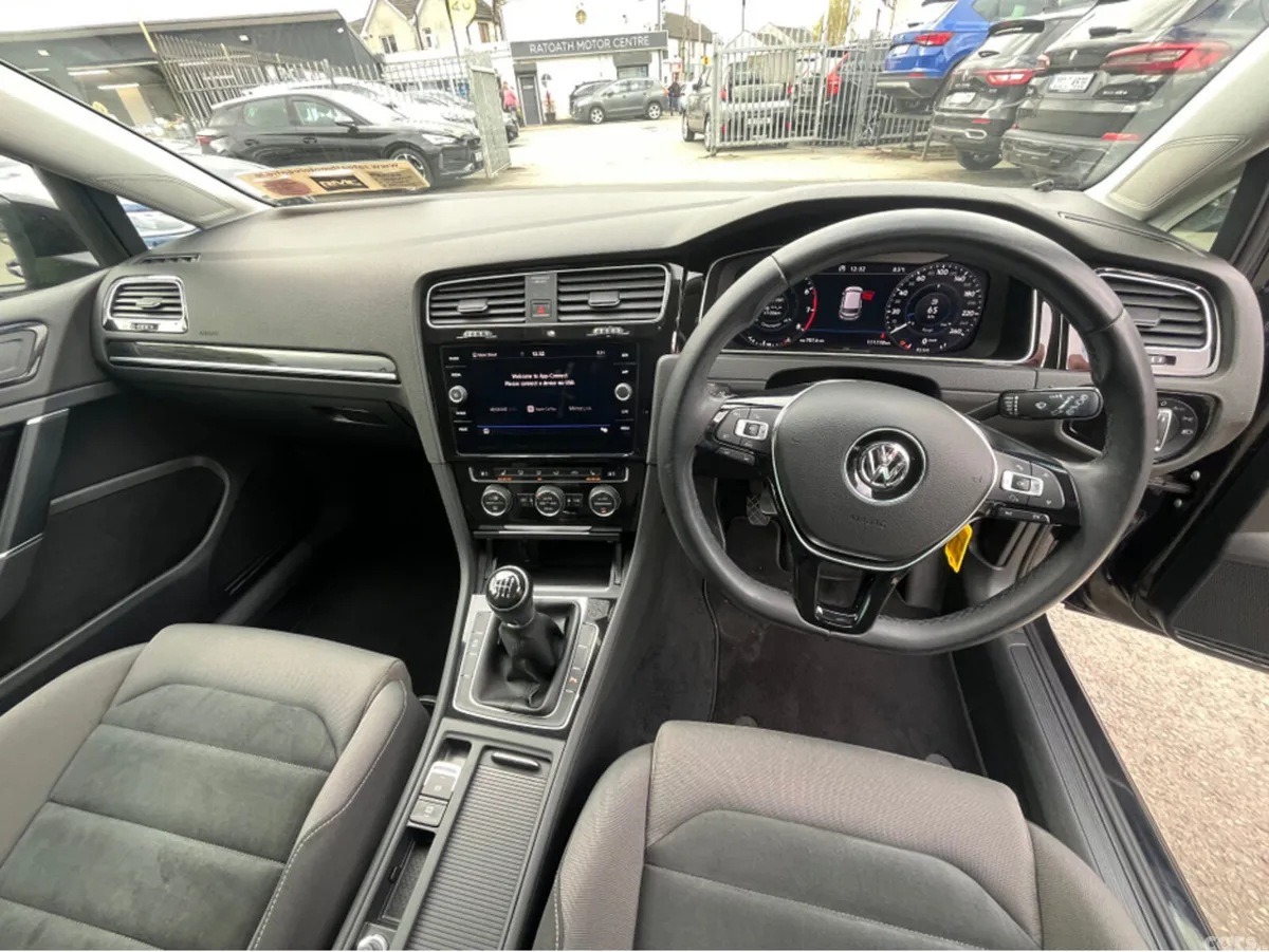 Volkswagen Golf Hatchback, Petrol, 2018, Black