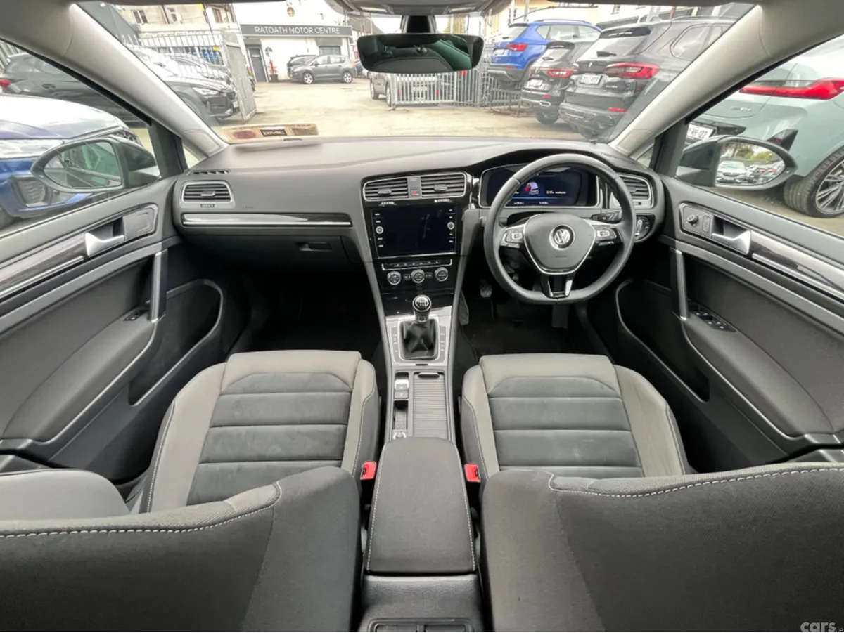 Volkswagen Golf Hatchback, Petrol, 2018, Black
