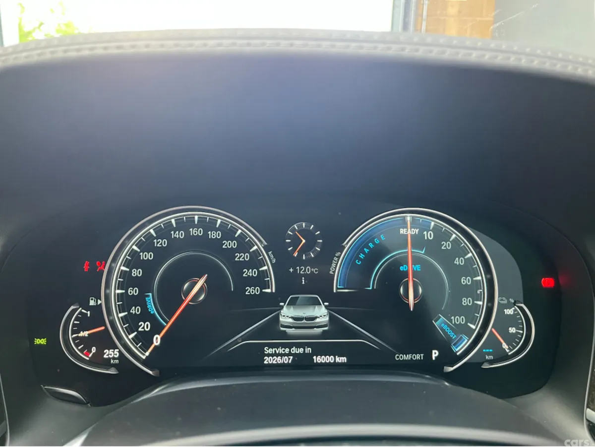 BMW 7-Series Saloon, Petrol Plug-in Hybrid, 2016, White