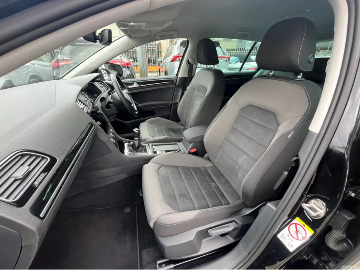 Volkswagen Golf Hatchback, Petrol, 2018, Black