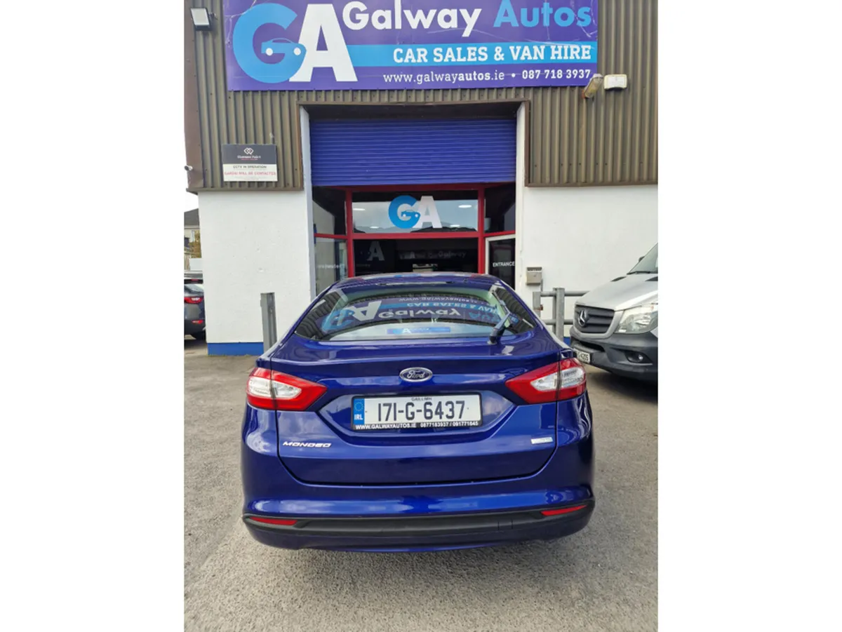 Ford Mondeo Hatchback, Diesel, 2017, Blue
