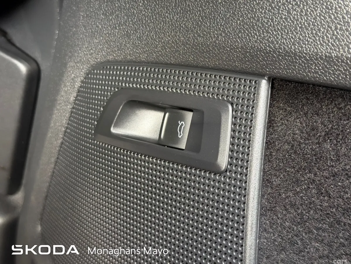 Skoda Kodiaq Estate, Diesel, 2022, Grey