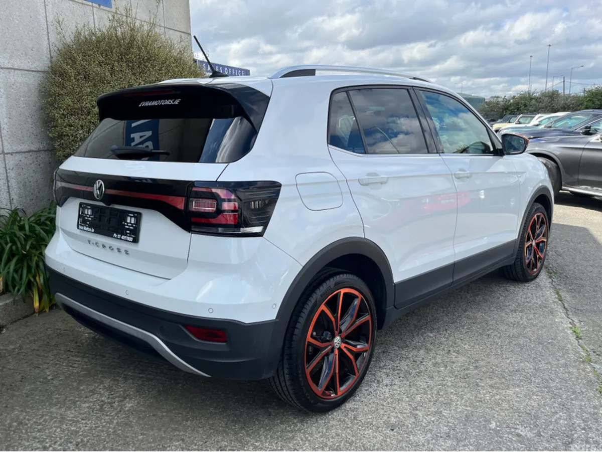 Volkswagen T-Cross SUV, Petrol, 2020, White