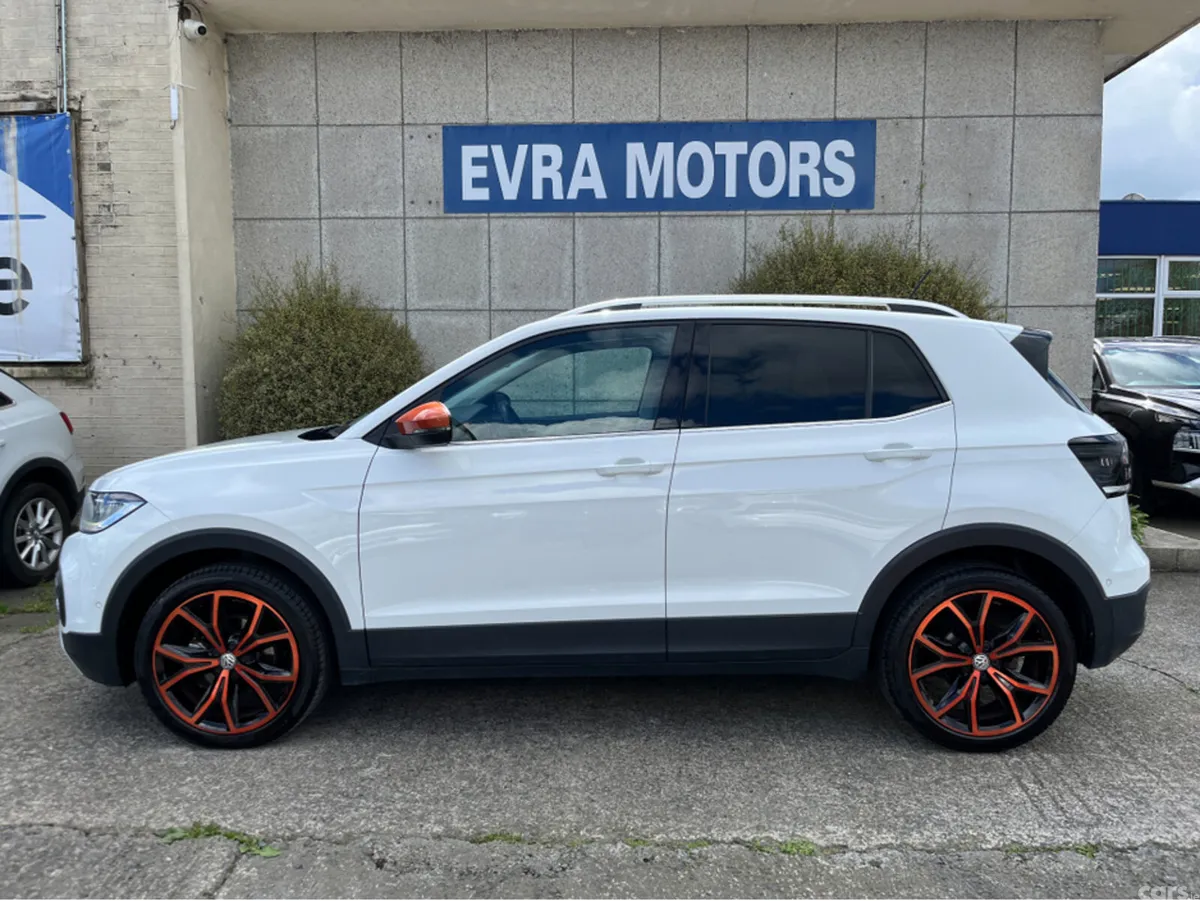 Volkswagen T-Cross SUV, Petrol, 2020, White